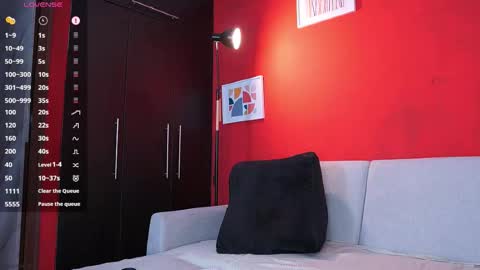 wild_col online show from November 1, 12:51 pm