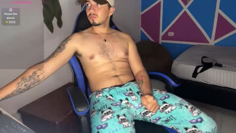 wild_cowboyy online show from March 18, 3:42 am