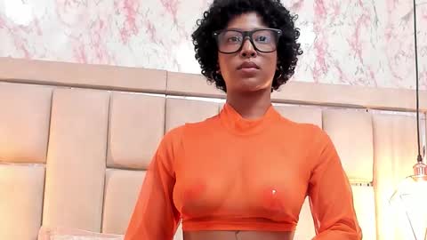 wild_firee_ online show from September 29, 8:24 pm