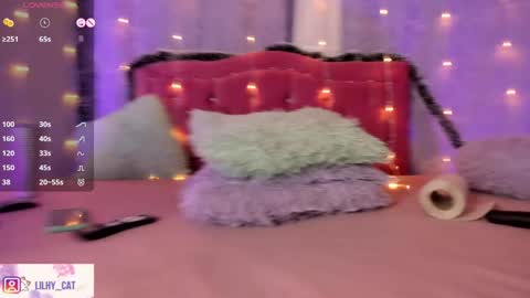 Lily  online show from December 23, 7:41 pm