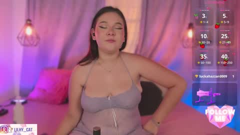 Snapshot of wild_lilhy chatting on September 29, 8:02 pm Lily  online show from September 29, 8:02 pm