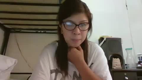 WildChick online show from March 3, 4:36 am