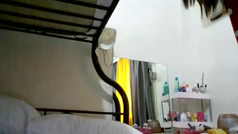 WildChick online show from March 26, 5:57 am