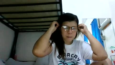 WildChick online show from July 7, 6:05 am