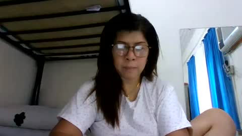 WildChick online show from August 3, 4:11 am