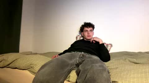 wilddesire18 online show from March 13, 6:03 pm