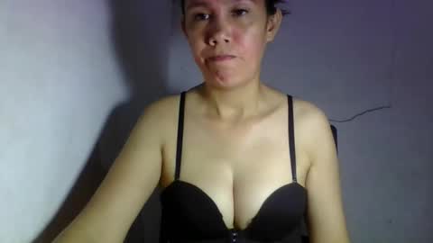 xxLavanderxx online show from May 28, 2:14 pm