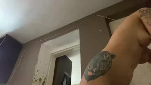 Snapshot of wildforestmuse chatting on March 25, 7:36 am wildforestmuse twitter online show from March 25, 7:36 am