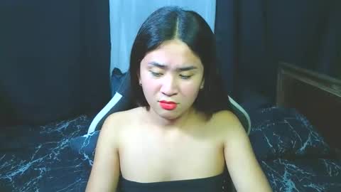 wildhot_francine4uxxx online show from February 24, 12:36 pm