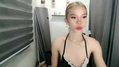 Snapshot of wildhotshemale chatting on January 19, 4:38 am wildhotshemale online show from January 19, 4:38 am