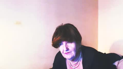 WildRedCat online show from February 19, 1:39 pm