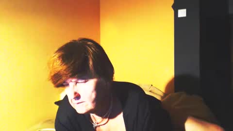 WildRedCat online show from March 3, 7:49 pm