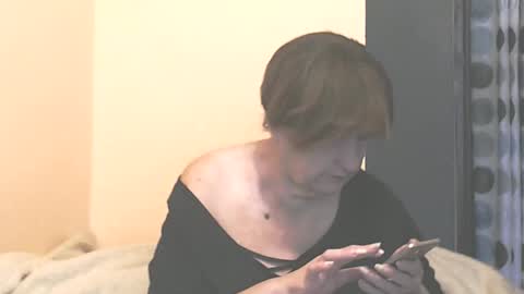 WildRedCat online show from November 11, 11:32 am