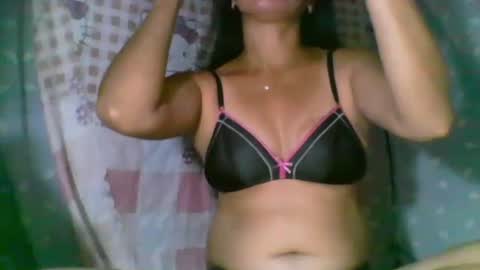 wildsexy143 online show from May 18, 7:41 pm