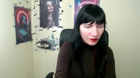 Snapshot of wildsoul8 chatting on April 8, 7:19 am Rosalinda online show from April 8, 7:19 am