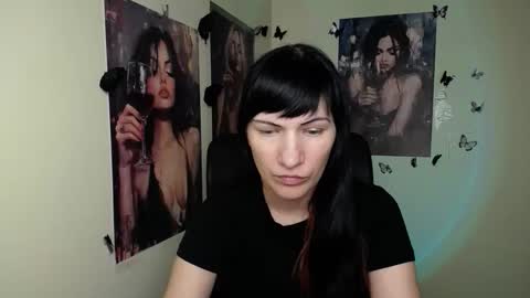 Snapshot of wildsoul8 chatting on April 10, 12:10 pm Rosalinda online show from April 10, 12:10 pm