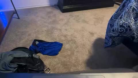 Snapshot of wildtravis chatting on November 13, 3:05 am wildtravis online show from November 13, 3:05 am