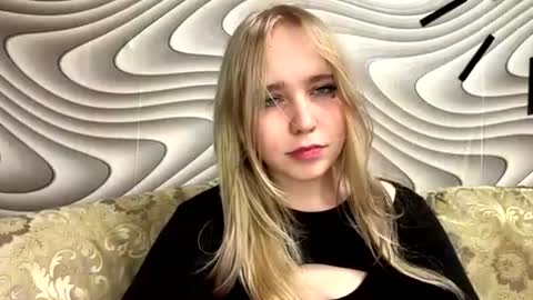 Anny online show from July 22, 11:13 am