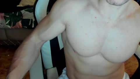 Snapshot of will_ferrari300 chatting on March 27, 6:29 pm will_ferrari300 online show from March 27, 6:29 pm