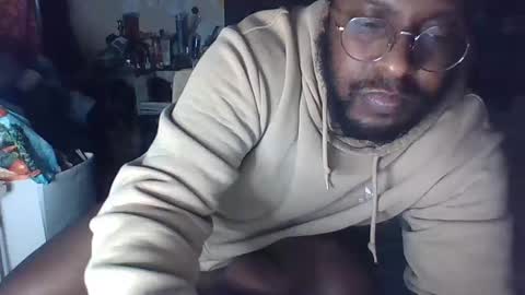 Snapshot of will_i_cam chatting on May 12, 7:38 am Will I cam online show from May 12, 7:38 am