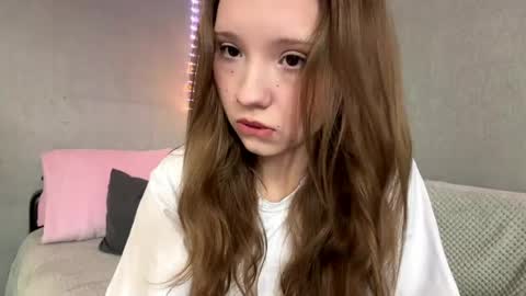 Olivia online show from May 21, 3:08 pm