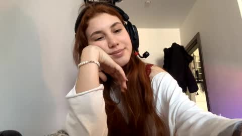 Alice online show from March 29, 12:38 pm