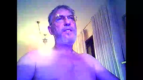 Snapshot of willfire71 chatting on November 3, 4:41 pm Willfire71 online show from November 3, 4:41 pm
