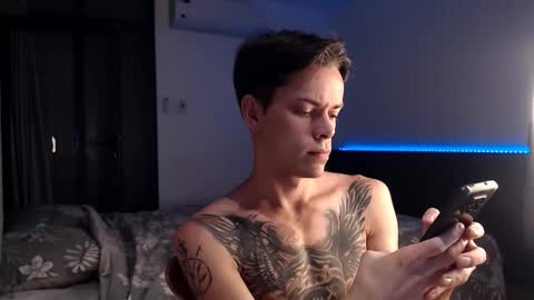 William online show from October 21, 12:00 am