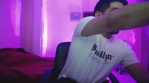 William Steel online show from January 10, 3:30 am