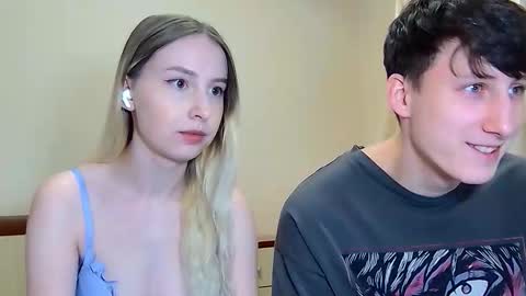 William and Mia online show from February 15, 4:58 pm