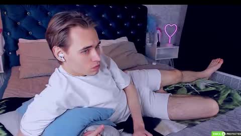 William online show from September 20, 3:07 am