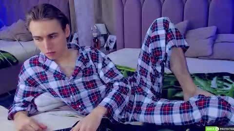 William online show from November 10, 4:22 am