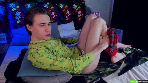 William online show from December 14, 3:45 am