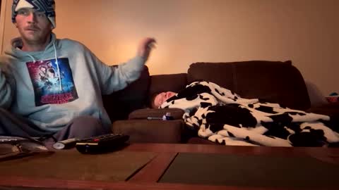 Snapshot of willingandabel2025 chatting on February 14, 12:02 pm lovEEdovEE online show from February 14, 12:02 pm