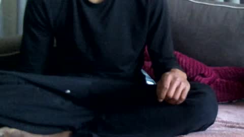 Snapshot of willingwillwet chatting on April 4, 12:46 pm Call me Babe online show from April 4, 12:46 pm