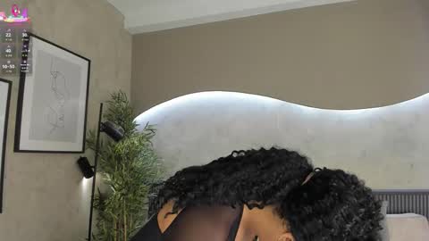 Snapshot of willow_hendrix chatting on October 3, 11:51 am Ms Willow online show from October 3, 11:51 am