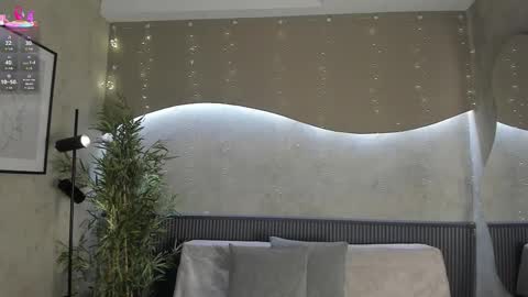 Snapshot of willow_hendrix chatting on November 8, 12:27 pm Ms Willow online show from November 8, 12:27 pm