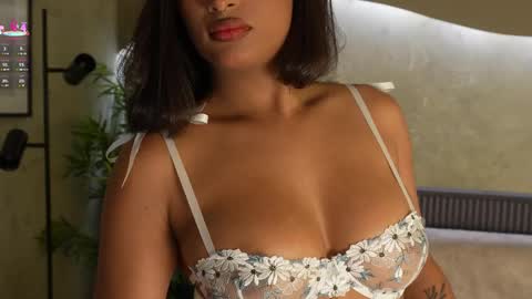 Ms Willow online show from April 2, 11:08 am