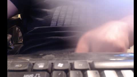Snapshot of willowstick chatting on December 1, 9:04 pm DrainMyBalls online show from December 1, 9:04 pm