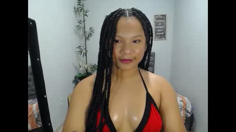 Snapshot of willowsweett chatting on April 12, 11:26 am WIllow online show from April 12, 11:26 am