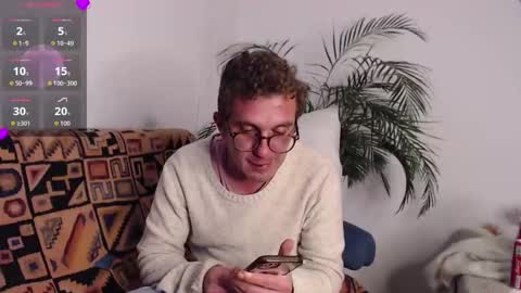 Snapshot of willowwriter chatting on February 19, 2:29 am willowwriter online show from February 19, 2:29 am