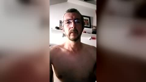 willy15130 online show from June 15, 8:55 pm