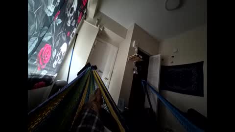 Snapshot of willy693214 chatting on March 15, 3:07 pm willy693214 online show from March 15, 3:07 pm