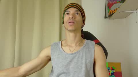 Snapshot of willy_veins chatting on January 19, 12:09 pm willy_veins online show from January 19, 12:09 pm