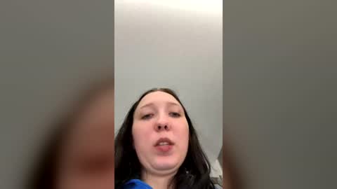Snapshot of willy_weston chatting on August 3, 10:02 pm willy_weston online show from August 3, 10:02 pm