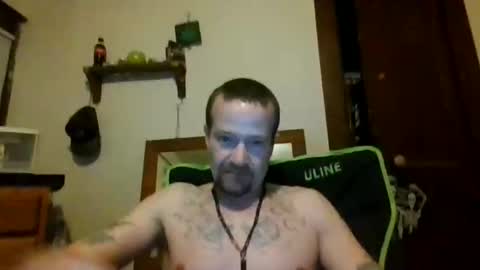 willydogg83 online show from May 17, 1:25 am