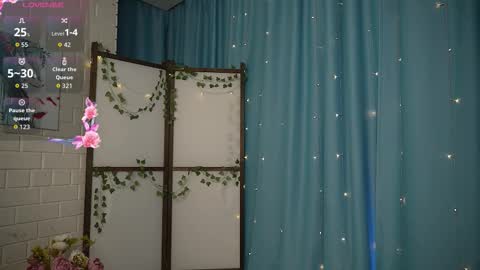 Snapshot of winaria chatting on October 14, 4:35 am Winaria online show from October 14, 4:35 am