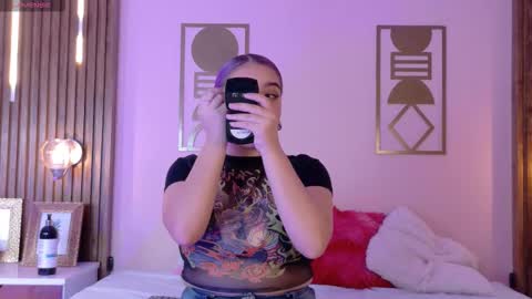 Snapshot of winchester_hanna chatting on February 25, 4:55 am Winchester Hanna online show from February 25, 4:55 am