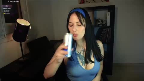 Snapshot of windy_butterfly chatting on September 15, 9:04 pm Sara online show from September 15, 9:04 pm