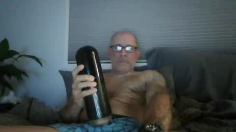 wingnutt765733 online show from March 4, 1:49 pm